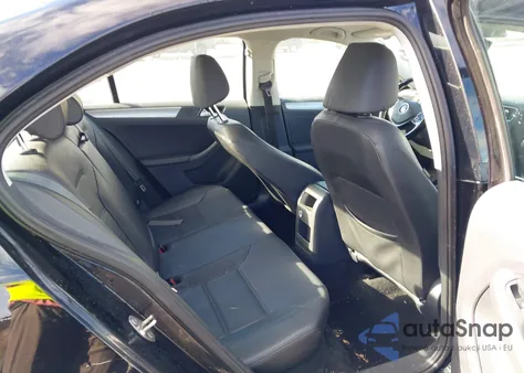 2017 Volkswagen Jetta 1.4T Se из США, поврежденный, VIN 3VWDB7AJ1HM407164